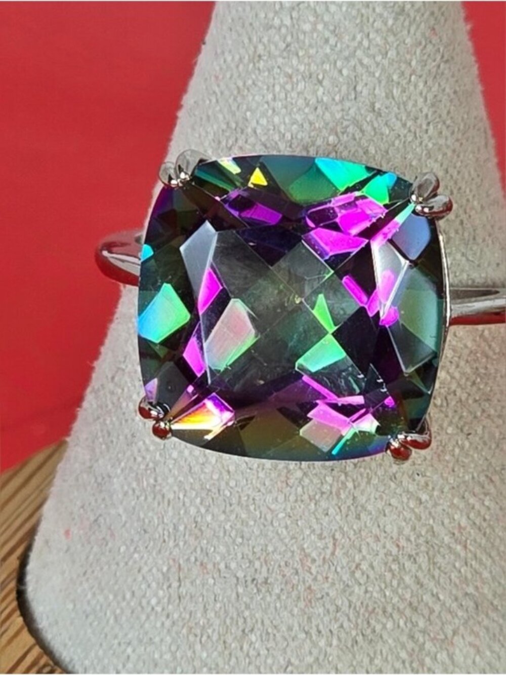 925 Sterling Silver Ring Sz 9 with Cusion Cut Natural Mystic Quartz 1.4x1.4cm
